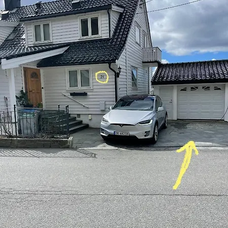 Feels Like -free Parking -attractive Location Apartment Bergen