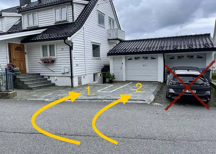 Floien House -free Parking *